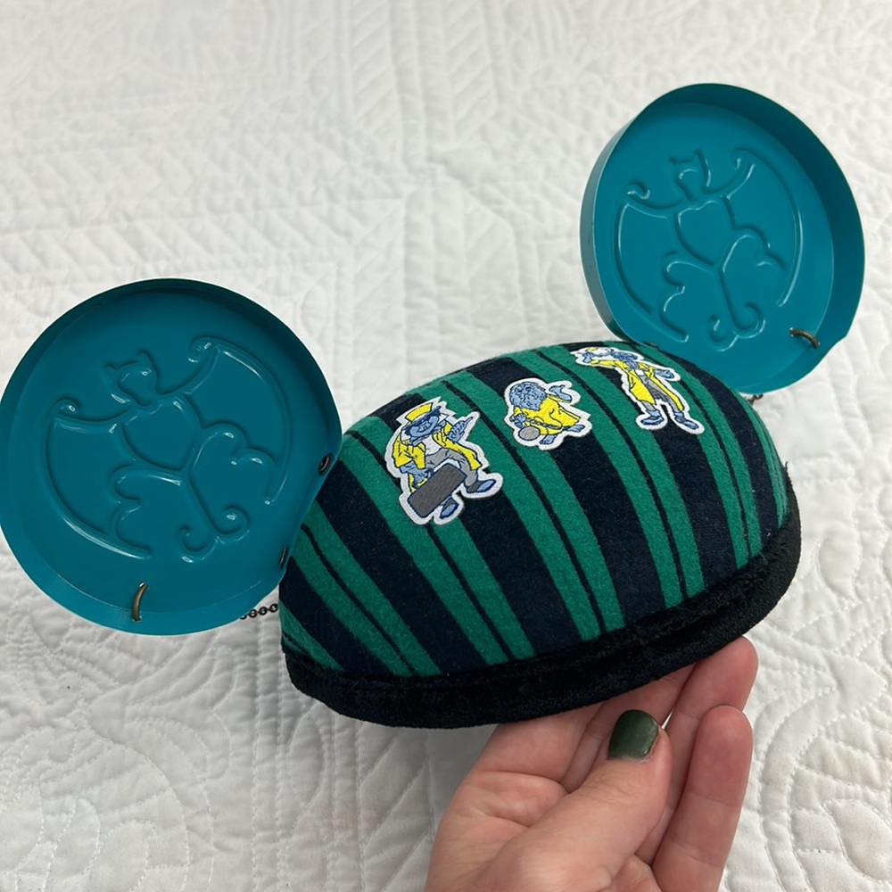 Rare Disney Haunted Mansion Black & Green Mickey Ears Hat - Picture 7 of 7